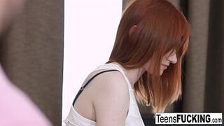 Бледная рыжая тинка занимается горячим уходящим сексом - порно видео