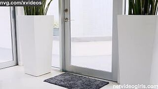 Похотливая горячая блондинка вышла на ПРАВИЛЬНЫЙ АУДИТОР! - порно видео