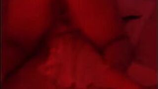 Начальница из Гонконга разрешила мне дрочить ей в задницу, пока приходит мой убер - порно видео