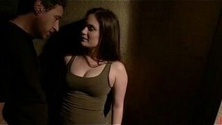 Грудастая сучка взяла и трахнула - порно видео