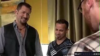 Возбужденное тройное анальное проникновение - порно видео